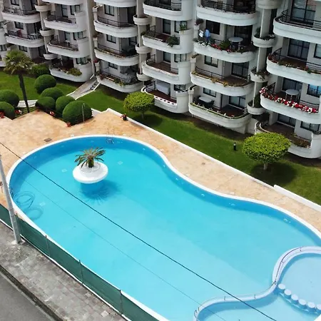 Urb. Pedras Negras * 庞特维德拉