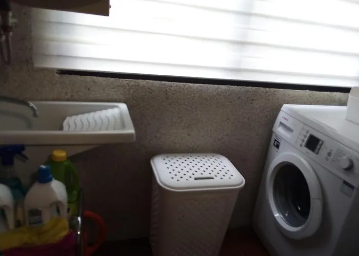 Urb. Pedras Negras *